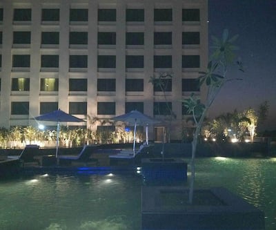 https://imgcld.yatra.com/ytimages/image/upload/t_hotel_yatra_city_desktop/v1435144405/Domestic Hotels/Hotels_Solapur/Balaji Sarovar Premiere/Night_View_2.jpg